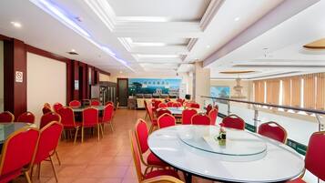 تناول الطعام