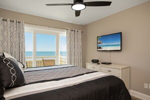 2 bedrooms, internet, bed sheets