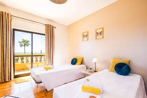 3 habitaciones, tabla de planchar con plancha y wifi gratis