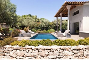 Piscine extérieure, piscine chauffée