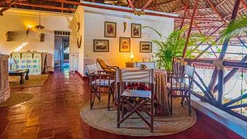 Luxury Villa | Living area