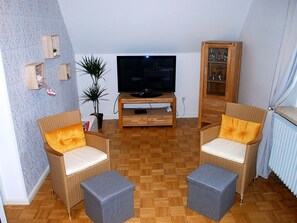 TV, DVD player