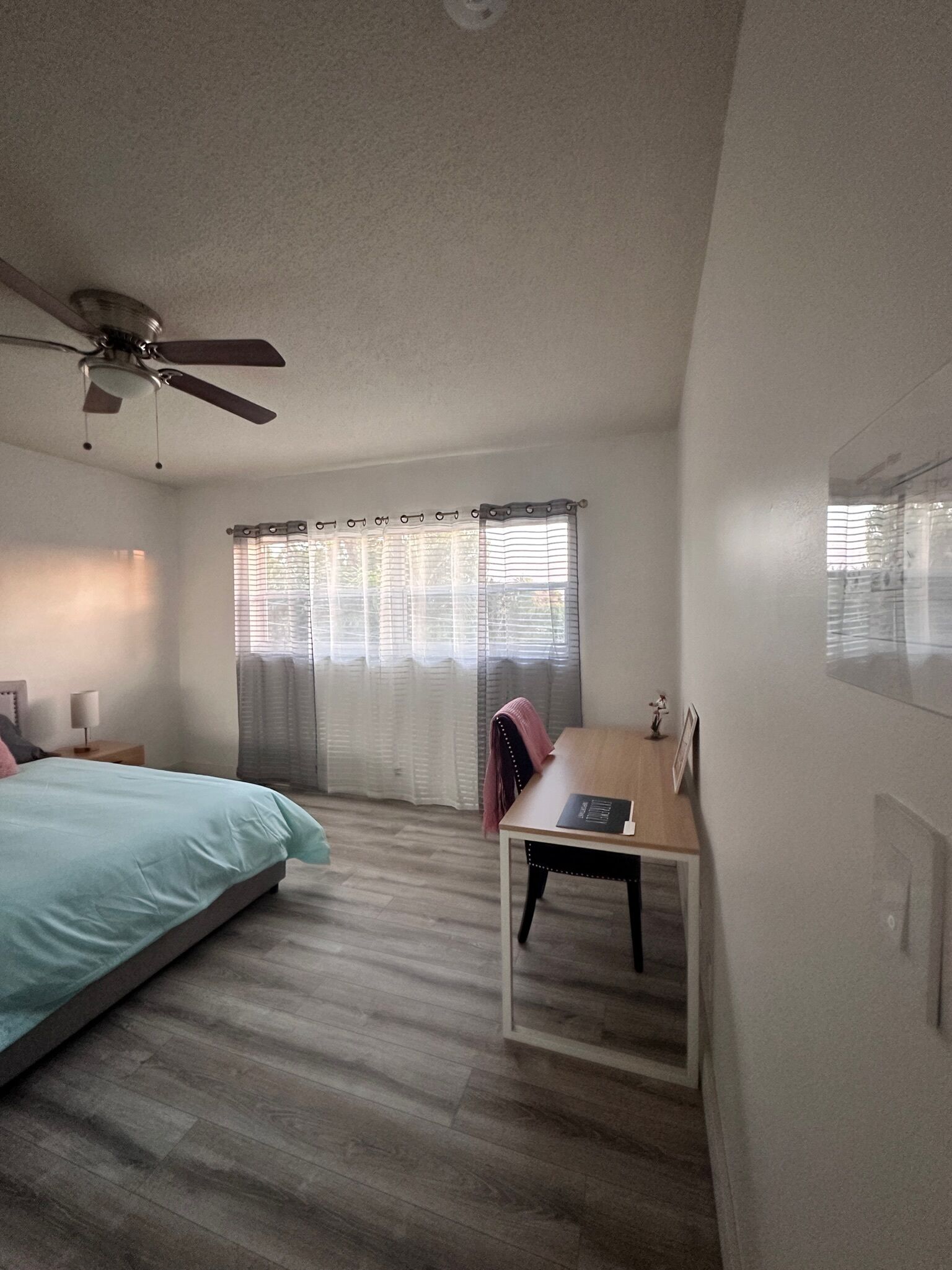 2 Schlafzimmer, Schreibtisch, Bügeleisen/Bügelbrett, kostenloses WLAN