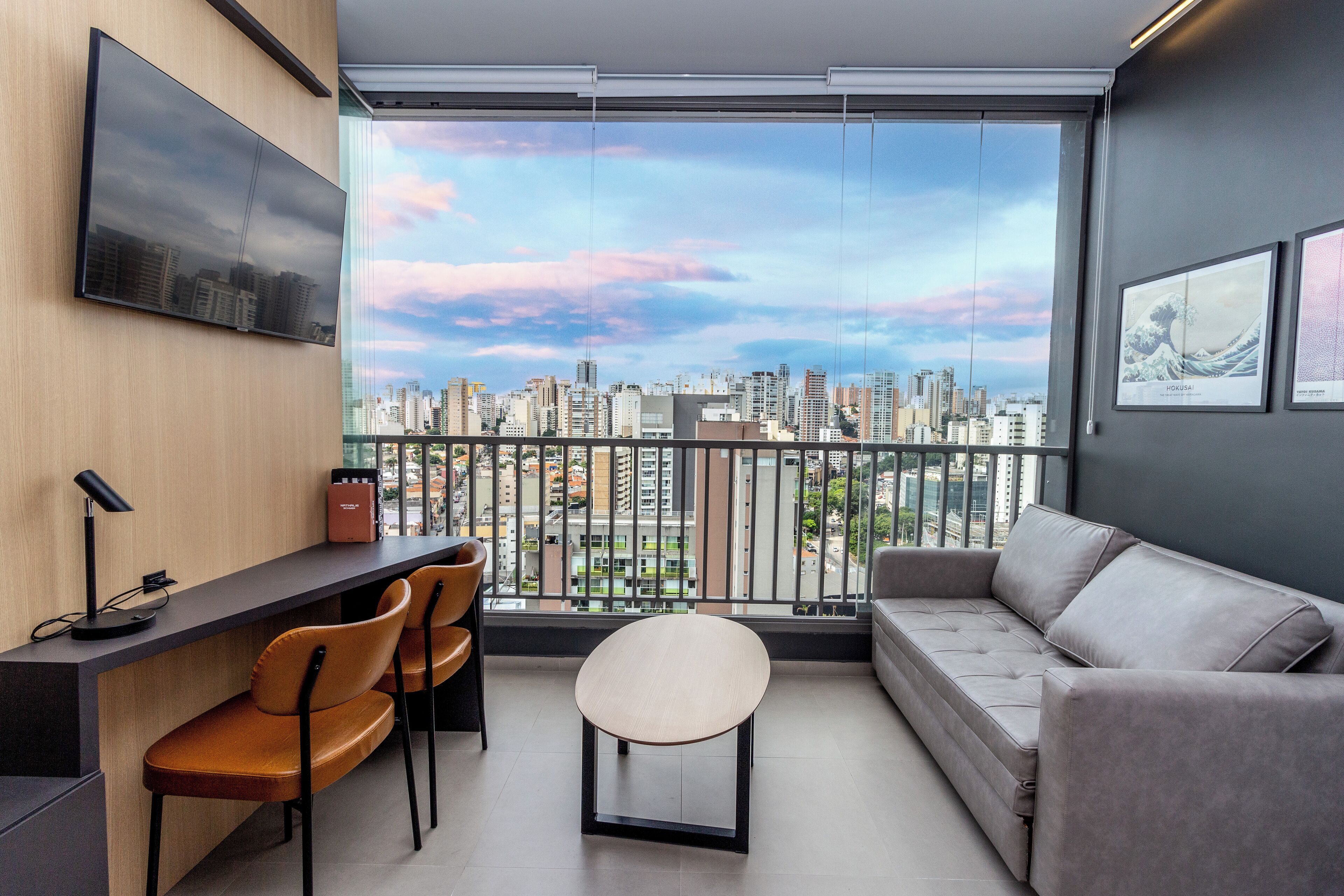 Elite Studio | Living area | Smart TV