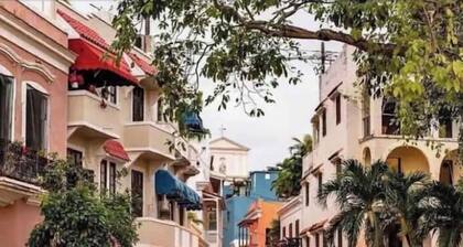 Cozy Studio with Lagoon Views and Beach Access