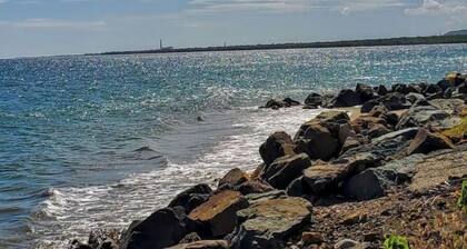 Caribbean Sea Beachfront Solar Backup House Fisherman Village Boardwalk A/C WiFi