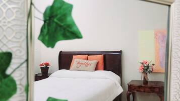 2 bedrooms, WiFi, bed sheets, wheelchair access