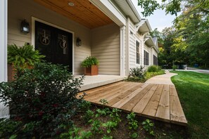 صورة غير مصنفة، 3 من 52، زرّ