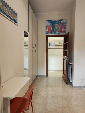 Interior - IANOS Apartment Naples (Napoli)
