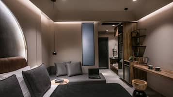 Minibar, in-room safe, desk, blackout drapes