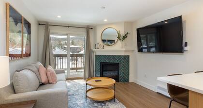 Walking Distance to Main Street Frisco & Copper Mountain Shuttle, Shared Pool