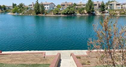 ☀Backyard Canal Access☀ Kayak + 5 Bedroom Home!