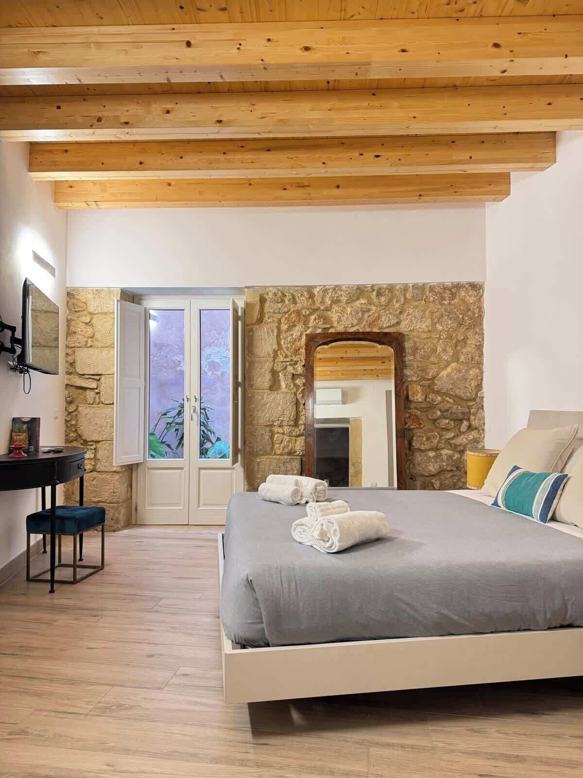 1 室のベッドルーム、アイロン / アイロン台、WiFi (無料)