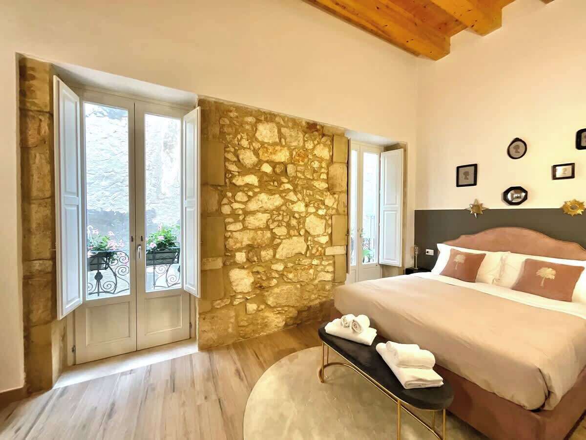 1 slaapkamer, een strijkplank/strijkijzer, gratis wifi