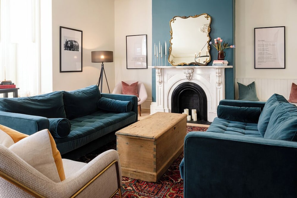 The August House (Boutique Inn in Windsor, NS) by null