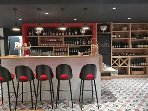 Bar (en la propiedad)