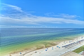 Uitzicht op strand/zee