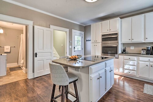 Gambier Vacation Rental ~ 5 Mi to Mt Vernon!