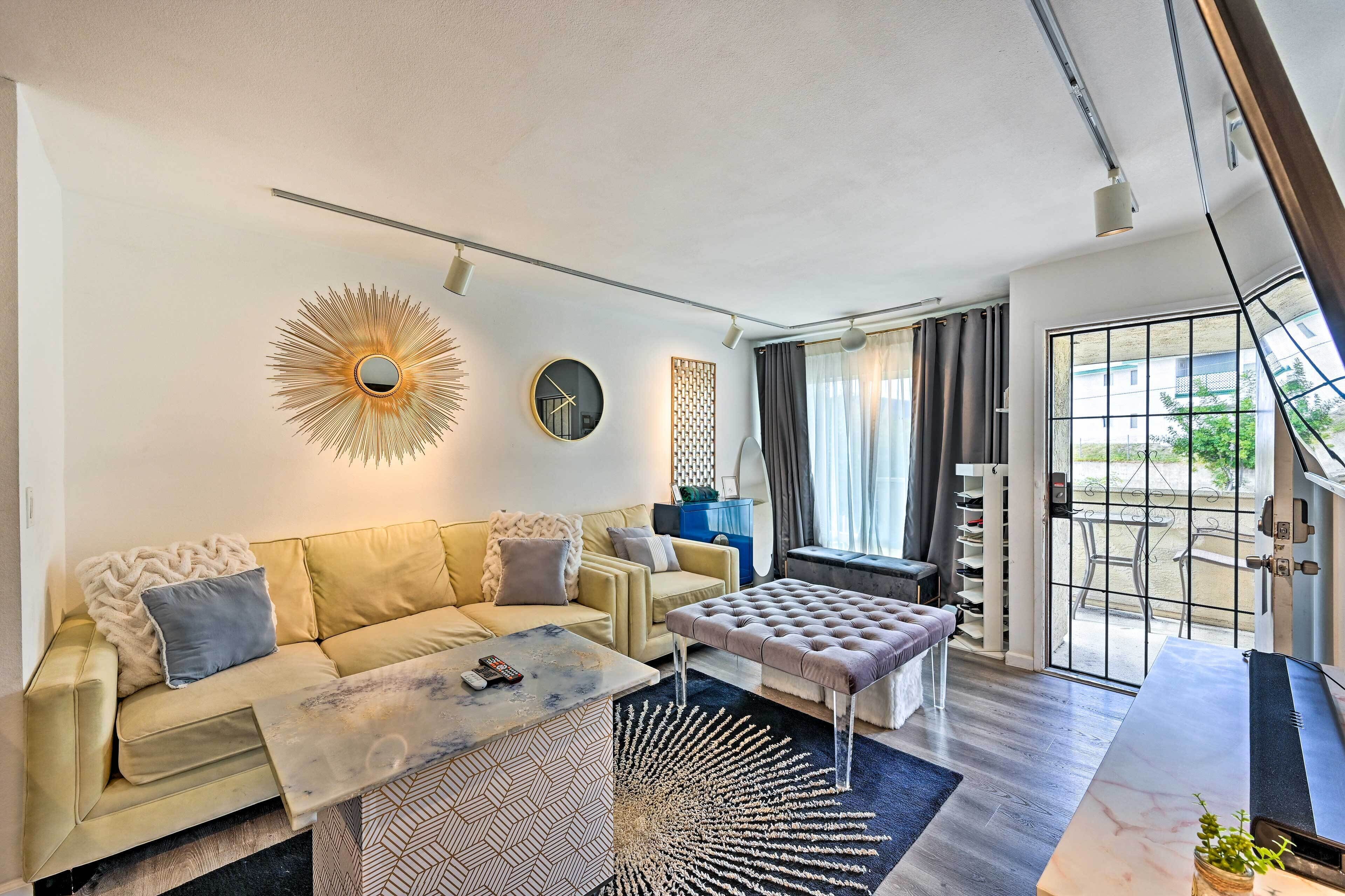 El Cajon Condo: 18 Mi to Downtown San Diego!