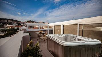 Presidential Suite | 1 bedroom, Egyptian cotton sheets, premium bedding, minibar