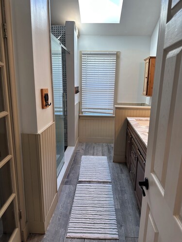 3 BR 3Ba. Pet Friendly 1nights Sun-Thu