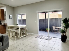 Interior - Luxury Miami Home (Miami)