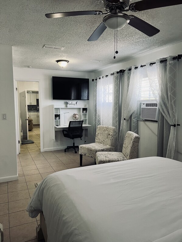 1 bedroom, desk, iron/ironing board, free WiFi