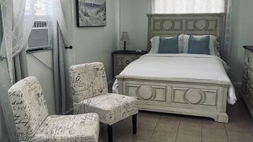 1 bedroom, desk, iron/ironing board, free WiFi