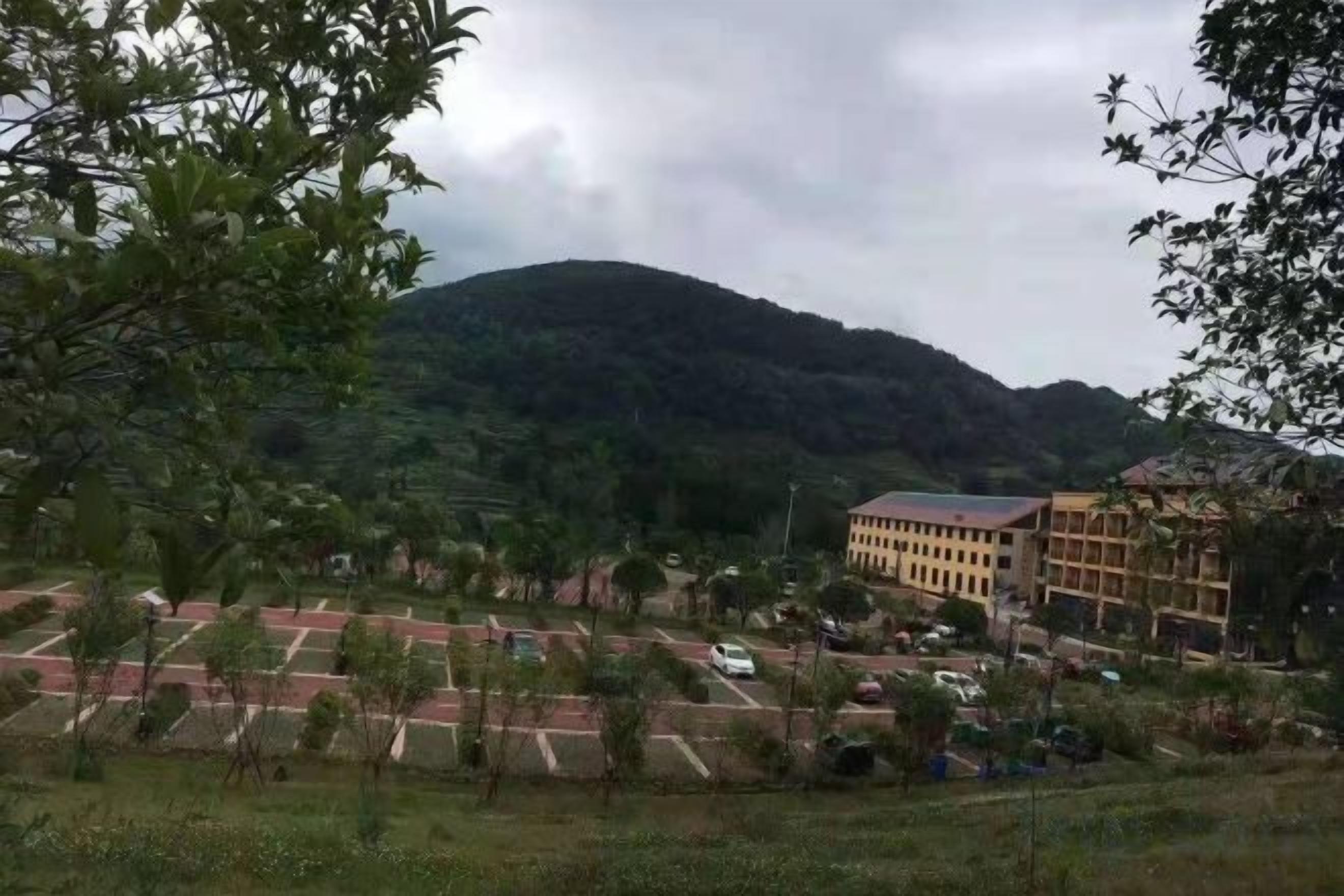 Khuôn viên nơi lưu trú