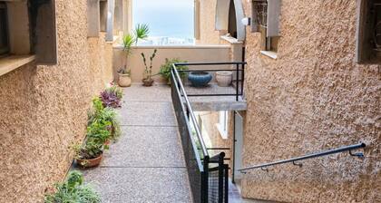 TNC - Panoramic View 7 Mins Drive to Bahai Gardens