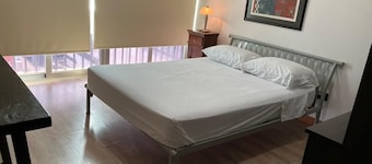 Loft with parking Centro Vivo Zone 1 Downtown Guatemala City
