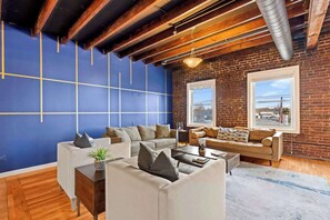 TV, offices