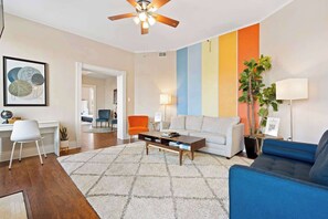 Televisión y oficina