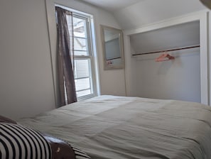 Bedroom #2 (Full)