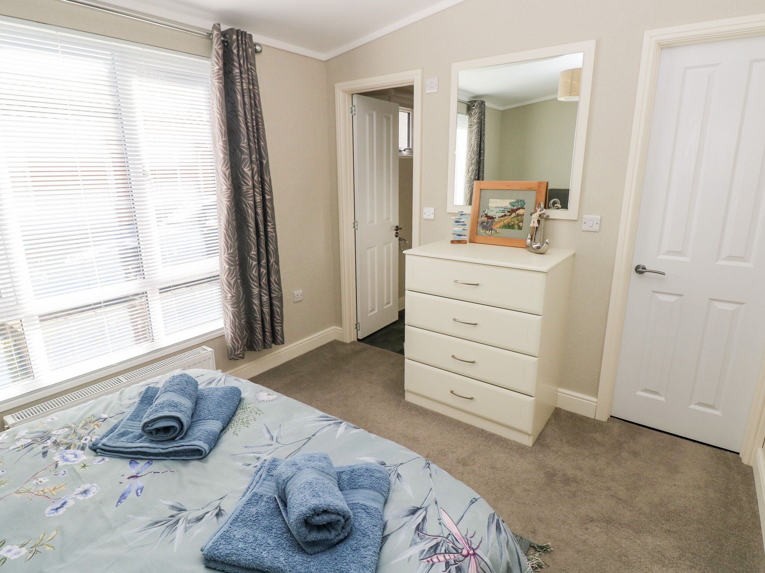 2 chambres, décoration personnalisée, ameublement personnalisé