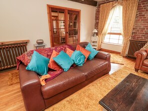 Living area - Bolland Hall (Morpeth)