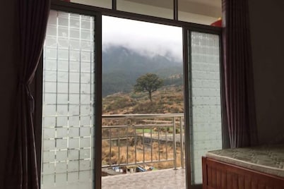 Wuyuan Jiangling Huayun Hotel