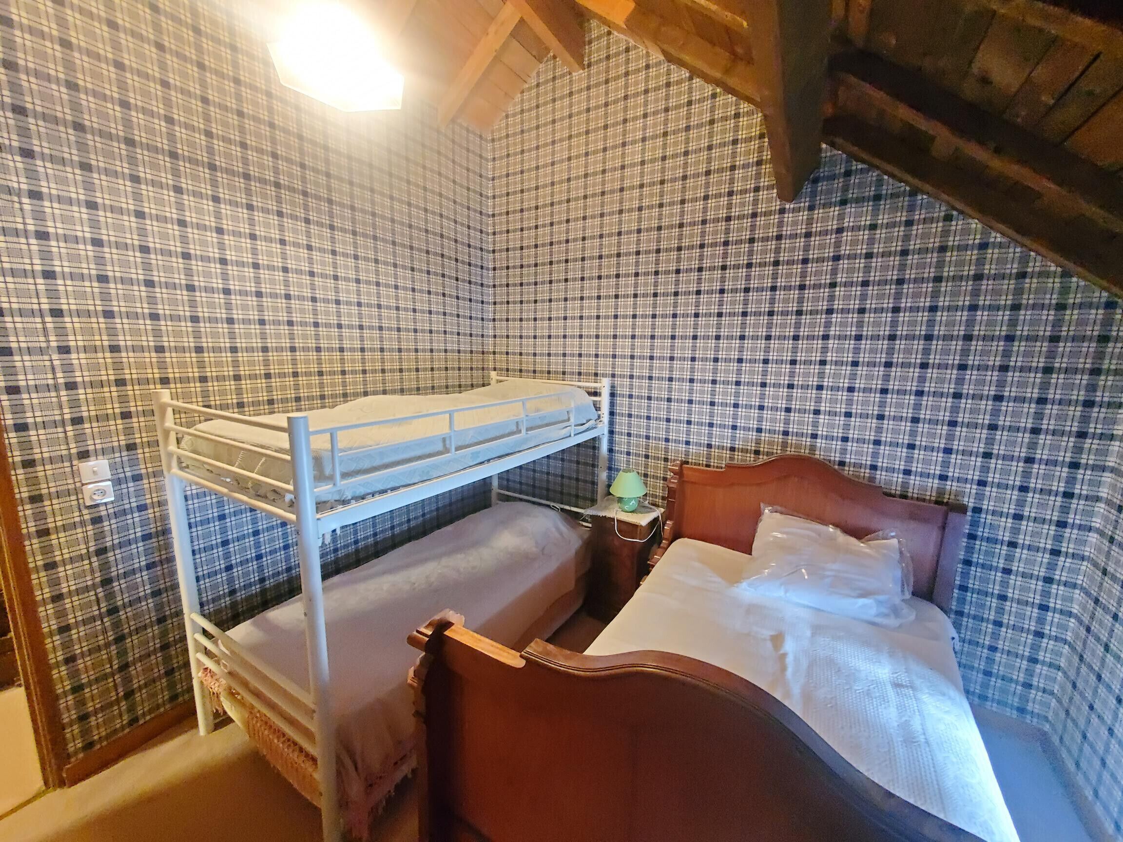 4 bedrooms