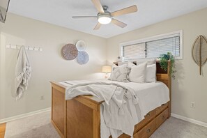 1 bedroom, iron/ironing board, travel cot, free WiFi