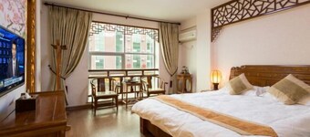 Qingfengge Renwen Hotel Hengdian