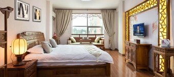 Qingfengge Renwen Hotel Hengdian