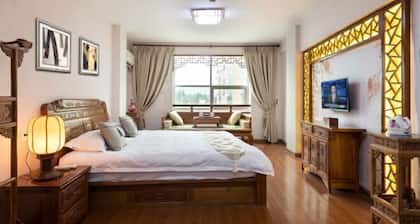 Qingfengge Renwen Hotel Hengdian