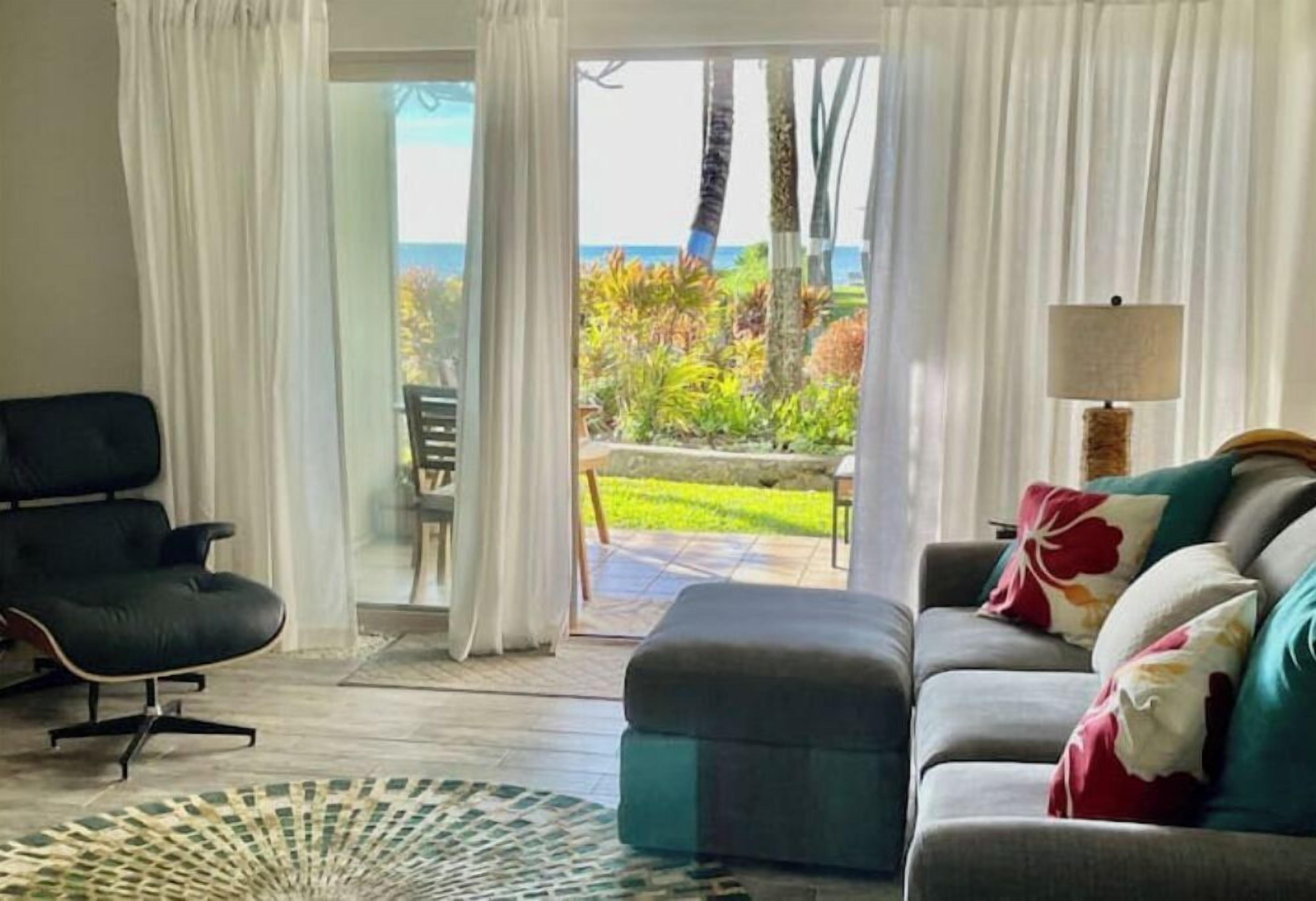 Een smart-tv en boeken