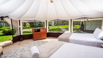 Familie tweepersoonskamer | 1 slaapkamer, luxe beddengoed, individueel gedecoreerd