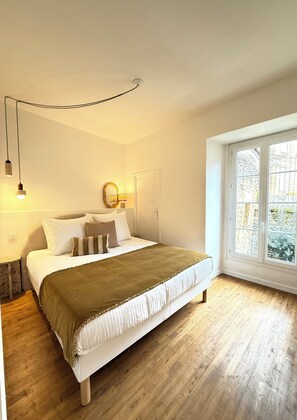 2 chambres, fer et planche à repasser, Wi-Fi, literie fournie