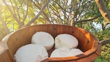 Casa de árbol Deluxe | Terraza o patio