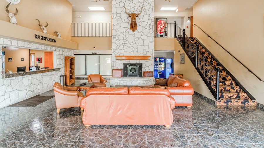 Texan Inn By OYO Beeville US-181