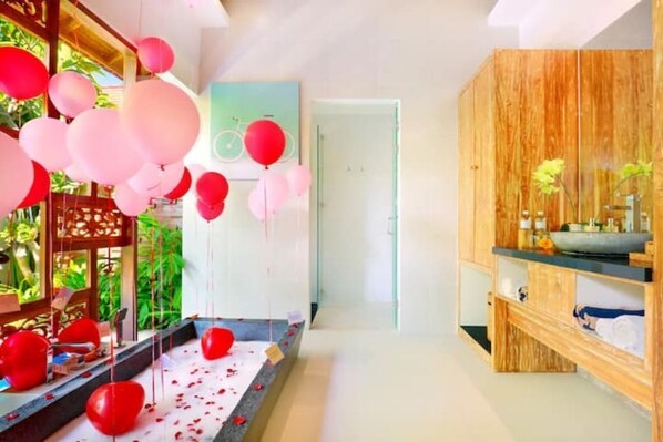 Spa - Romantic Sense 1Br villa In Canggu (Kuta)