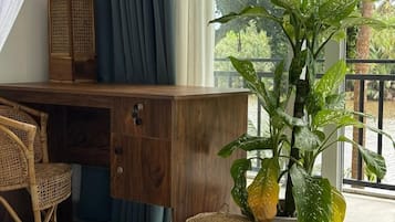 Standard Double Room | Living area