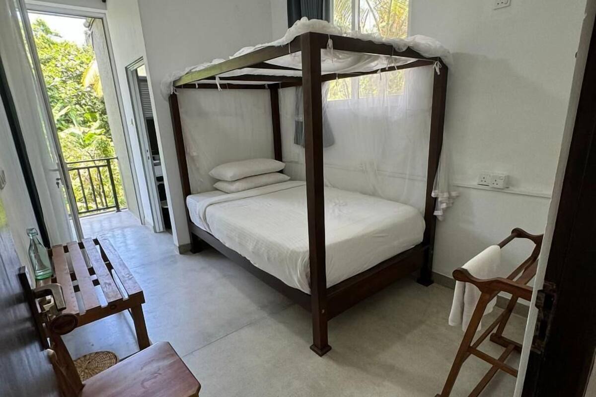 Standard Single Room | Desk, WiFi (free), bed sheets